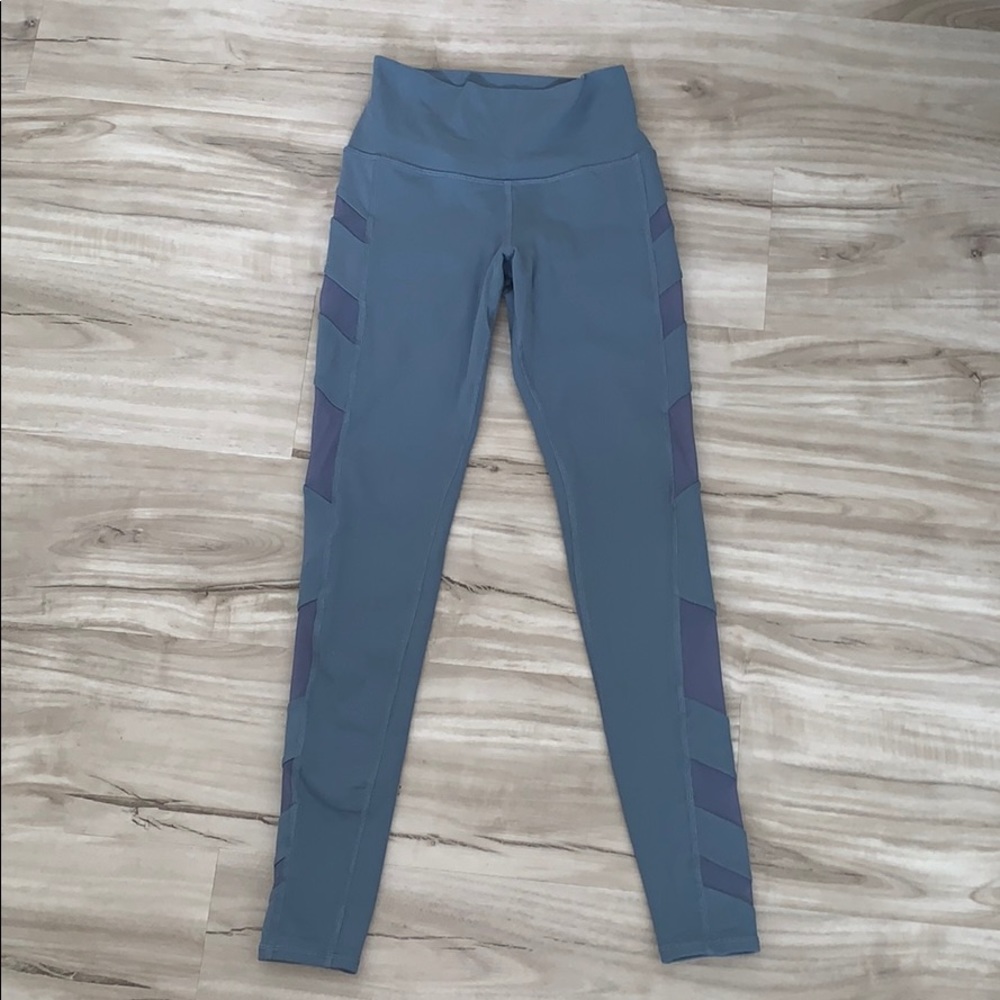 Alo high waisted mesh leggings